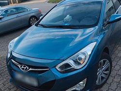 Blau Gebraucht 2012 Hyundai i40 Kombi | 6.700 €