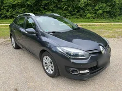 Grau Gebraucht 2014 Renault Mégane GrandTour Initiale Paris Kombi | 4.000 € (Fairer Preis)