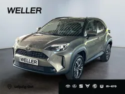 Bronze Neu 2025 Toyota Yaris Cross Elegant SUV | 30.290 €