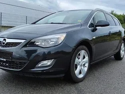 Schwarz Gebraucht 2011 Opel Astra Sport Kombi | 7.290 € (Teuer)