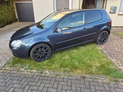 Blau Gebraucht 2006 VW Golf V Limousine | 3.250 € (Etwas zu teuer)