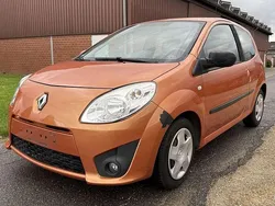 Funkenorangemetallic Gebraucht 2009 Renault Twingo Dynamique Kleinwagen | 3.990 €