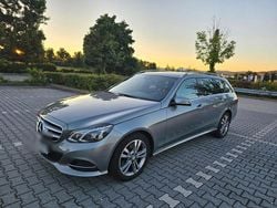Grau Gebraucht 2014 Mercedes E250 Avantgarde Kombi | 15.099 € (Guter Preis)