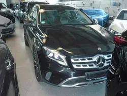 Schwarz Gebraucht 2017 Mercedes GLA180 Urban SUV | 16.999 € (Fairer Preis)