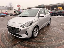 Sleek silver / met Gebraucht 2022 Hyundai i10 Trend Kleinwagen | 12.900 € (Guter Preis)