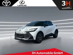 Weiß Gebraucht 2024 Toyota C-HR Team SUV | 31.980 € (Teuer)