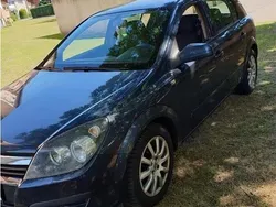 Blau Gebraucht 2006 Opel Astra Limousine | 1.250 € (Guter Preis)