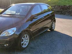 Schwarz Gebraucht 2007 Mercedes B180 Van / Kleinbus | 3.000 € (Fairer Preis)