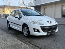 Weiß Gebraucht 2010 Peugeot 207 Urban Move Limousine | 2.999 € (Guter Preis)
