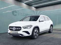 Weiß Gebraucht 2024 Mercedes GLA200 Advanced Plus SUV | 39.700 € (Fairer Preis)