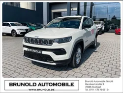 {"label" => "white", "value" => "white"} Gebraucht 2024 Jeep Compass Altitude SUV | 29.900 € (Guter Preis)