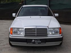 Weiß Gebraucht 1992 Mercedes E200 Sportline Coupé | 7.990 €