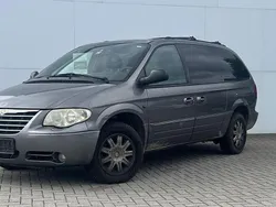 Grau Gebraucht 2006 Chrysler Grand Voyager Van / Kleinbus | 990 € (Superpreis)