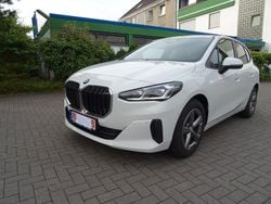 Weiß Gebraucht 2024 BMW 216 Active Tourer Van / Kleinbus | 25.700 € (Guter Preis)