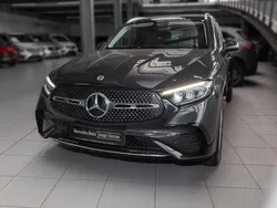 Lack graphitgrau Gebraucht 2024 Mercedes GLC220 AMG SUV | 57.420 €