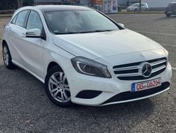 Calcitweiss unilack Gebraucht 2012 Mercedes A180 Kleinwagen | 8.600 € (Guter Preis)