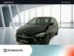 Lack kosmosschwarz Gebraucht 2024 Mercedes B180 Van / Kleinbus | 29.980 € (Guter Preis)