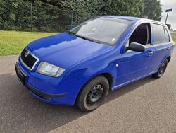Blau Gebraucht 2004 Skoda Fabia Limousine | 2.000 € (Fairer Preis)