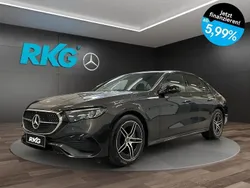 Grau Gebraucht 2024 Mercedes E220 AMG Limousine | 52.340 € (Fairer Preis)