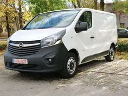 Gletscherweiss Gebraucht 2018 Renault Trafic Komfort Van | 10.990 € (Superpreis)