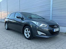 Grau Gebraucht 2012 Hyundai i40 Style Kombi | 6.400 € (Etwas zu teuer)