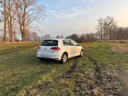 Weiß Gebraucht 2013 VW Golf VII Limousine | 8.000 € (Teuer)
