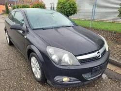 Schwarz Gebraucht 2007 Opel Astra GTC Cosmo Coupé | 2.998 € (Guter Preis)