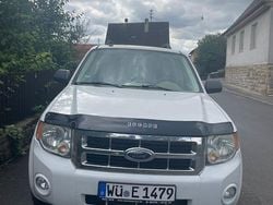 Weiß Gebraucht 2008 Ford Escape SUV | 4.000 €
