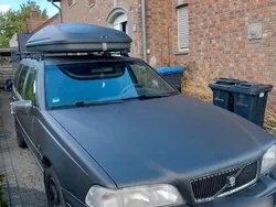 Schwarz Gebraucht 1998 Volvo V70 Kombi | 800 €