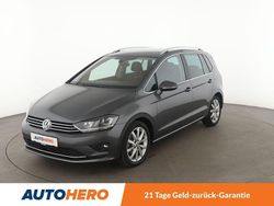 Grau Gebraucht 2017 VW Golf Sportsvan Highline Van / Kleinbus | 18.560 € (Fairer Preis)