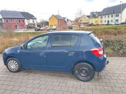 Gebraucht 2014 Dacia Sandero Essentiel Limousine | 3.100 € (Guter Preis)