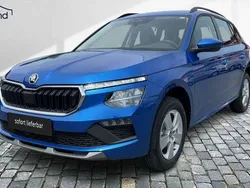 Blau Neu 2024 Skoda Kamiq SUV | 25.470 € (Guter Preis)