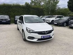 Schneeweiss/olympic Gebraucht 2021 Opel Astra Elegance Kombi | 11.989 € (Superpreis)