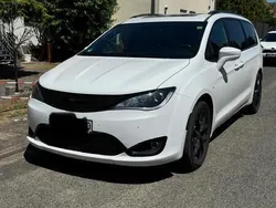 Weiß Gebraucht 2020 Chrysler Pacifica SUV | 28.000 €
