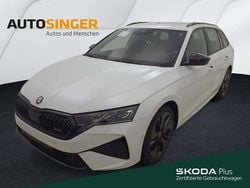 Weiß Gebraucht 2025 Skoda Octavia RS Kombi | 37.890 € (Guter Preis)