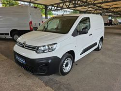 Weiß Gebraucht 2022 Citroën Berlingo Van / Kleinbus | 15.899 € (Guter Preis)