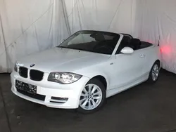 Weiß Gebraucht 2008 BMW 118 Cabriolet Cabrio | 8.998 € (Fairer Preis)