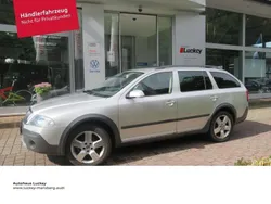 Silber Gebraucht 2007 Skoda Octavia Scout Kombi | 4.990 € (Superpreis)