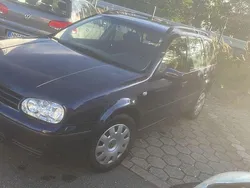 Blau Gebraucht 2001 VW Golf IV Basis Kombi | 900 € (Superpreis)
