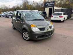 Grau Gebraucht 2004 Renault Modus Van / Kleinbus | 1.999 € (Etwas zu teuer)