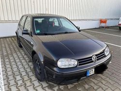 Schwarz Gebraucht 2003 VW Golf Limousine | 1.000 € (Superpreis)