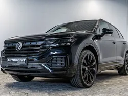 Schwarz (metallic) Gebraucht 2022 VW Touareg R-line SUV | 58.800 € (Etwas zu teuer)