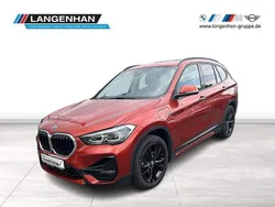 Orange Gebraucht 2022 BMW X1 Sport Line SUV | 29.927 € (Etwas zu teuer)