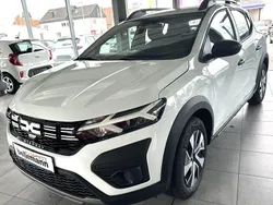 Weiß Neu 2025 Dacia Sandero Essentiel Kleinwagen | 16.780 € (Fairer Preis)