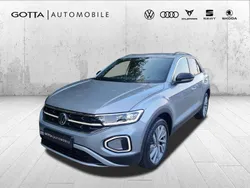 Silber Gebraucht 2024 VW T-Roc Move SUV | 29.950 € (Guter Preis)