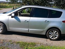 Silber Gebraucht 2009 Renault Grand Scénic III Dynamique Van / Kleinbus | 3.989 €