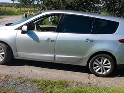 Silber Gebraucht 2009 Renault Grand Scénic III Dynamique Van / Kleinbus | 4.999 €