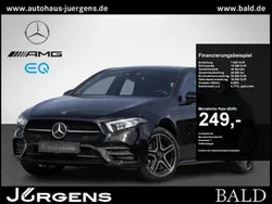 Schwarz Gebraucht 2021 Mercedes A250 Kleinwagen | 26.420 € (Fairer Preis)