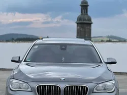 Grau Gebraucht 2014 BMW 750L Sport Line Limousine | 24.900 €