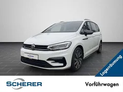 Pure white Gebraucht 2025 VW Touran Highline Van / Kleinbus | 47.880 €